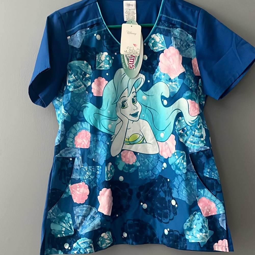 Women’s size small brand new scrub top!! Disney little mermaid
